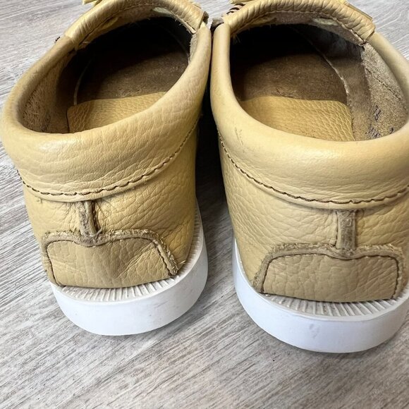 Minnetonka Moccasins Womens Size 7 Beige Beaded Thunderbirds Bow Flats Natural - Picture 12 of 14